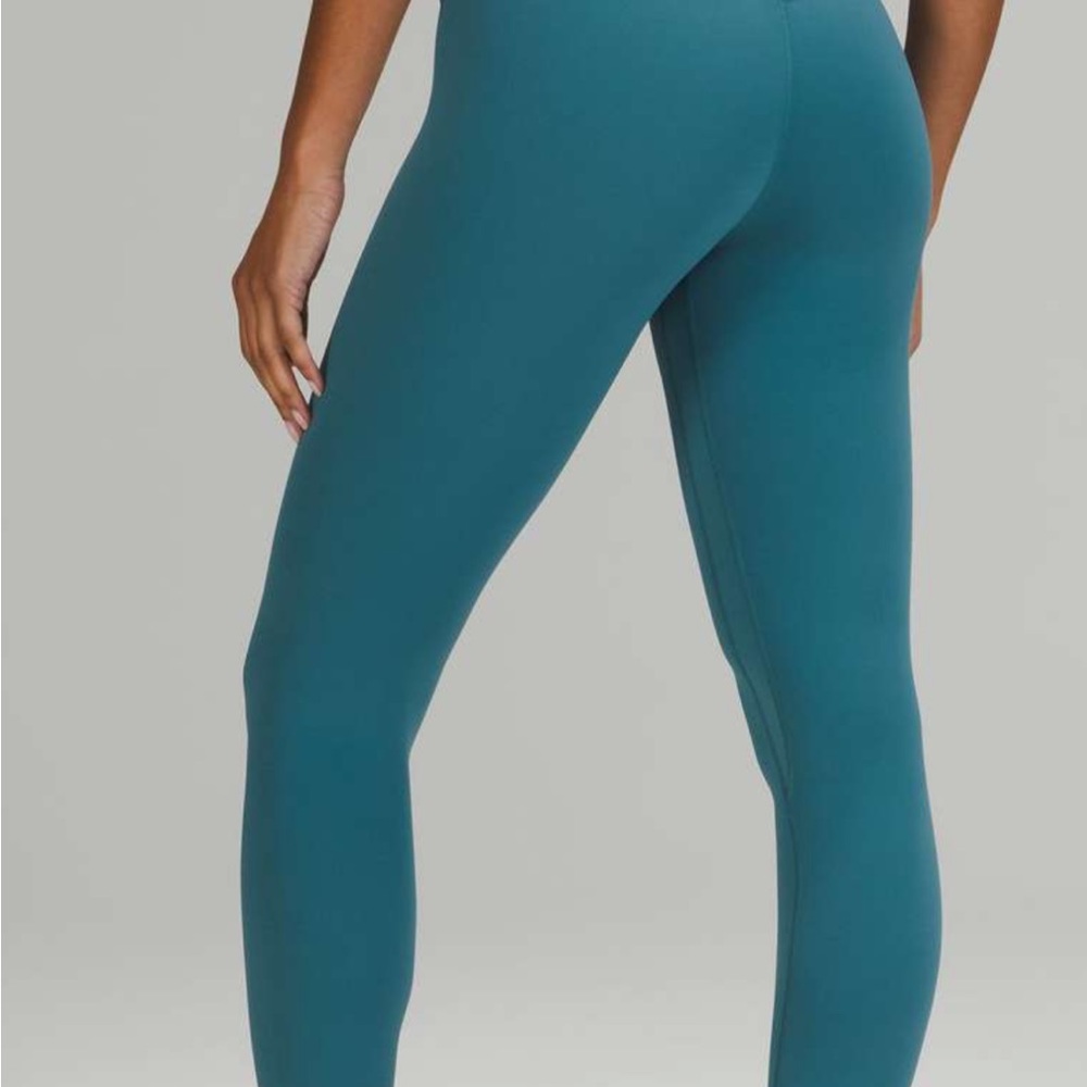 EUC LULULEMON LEGGINGS